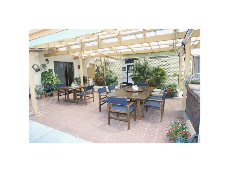 15 Selkirk Avenue, Seaton SA 5023