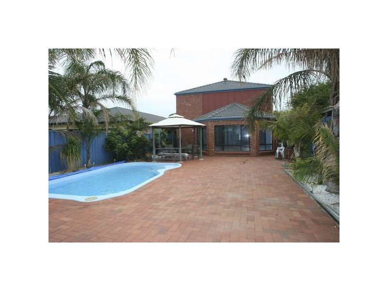 15A Weston Street, West Beach SA 5024