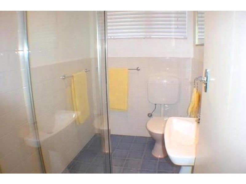 2/22 Military Road, West Beach SA 5024