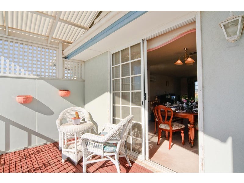 24 Lawrie Street, Henley Beach SA 5022