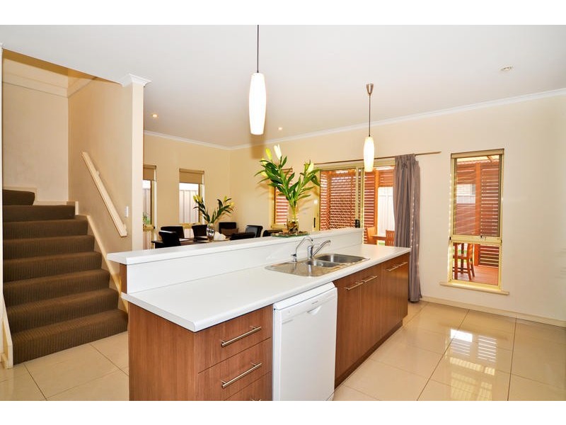 24 Sheean Street, Largs North SA 5016