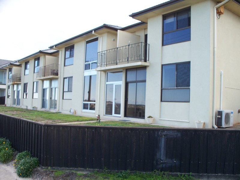 3/28-30 Seaview Road, West Beach SA 5024