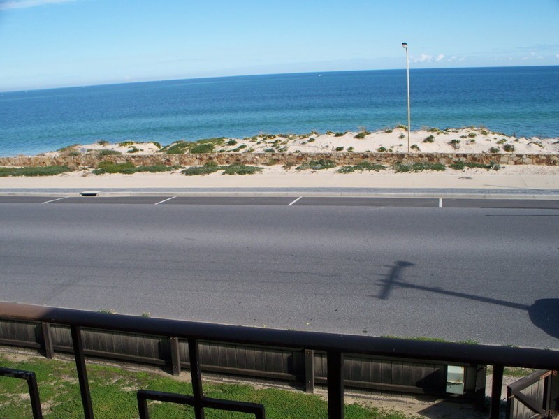 3/28-30 Seaview Road, West Beach SA 5024