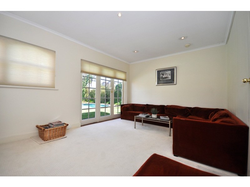 18 Stokes Crescent, Kidman Park SA 5025