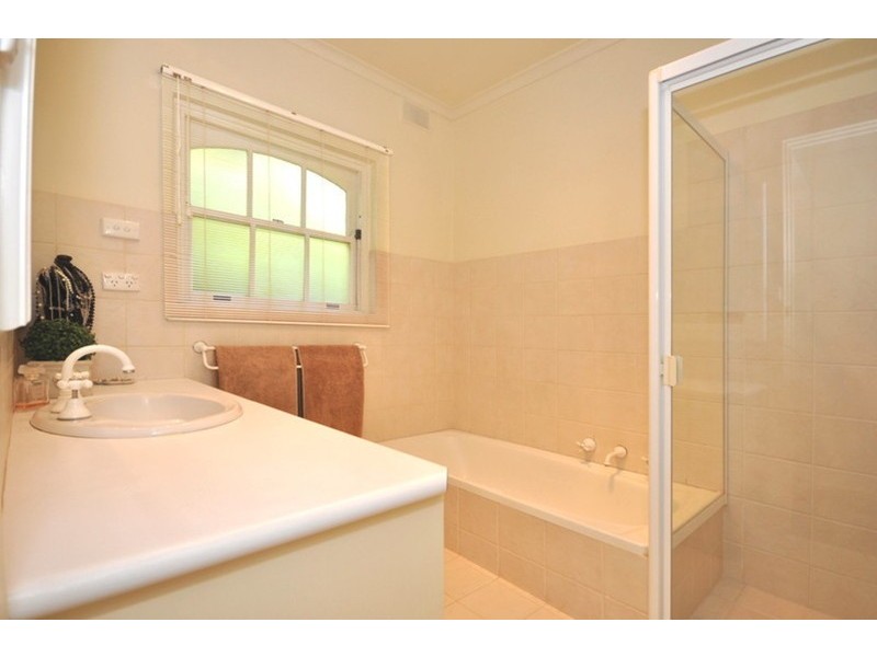 18 Stokes Crescent, Kidman Park SA 5025