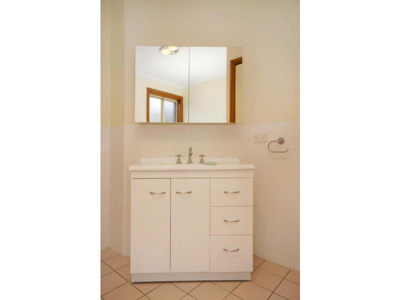 25 Lewis Court, Gilles Plains SA 5086