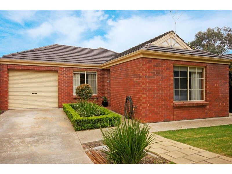 25 Lewis Court, Gilles Plains SA 5086