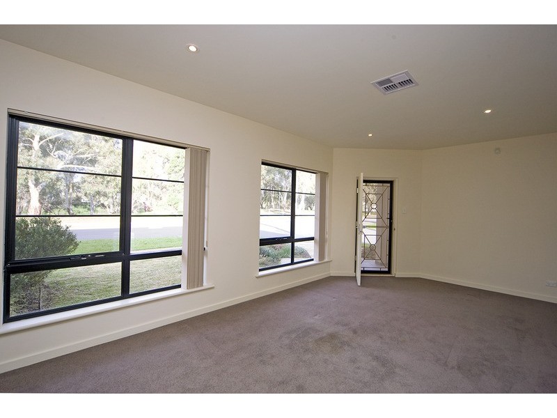 4/12a Mountbatten Terrace, Flinders Park SA 5025