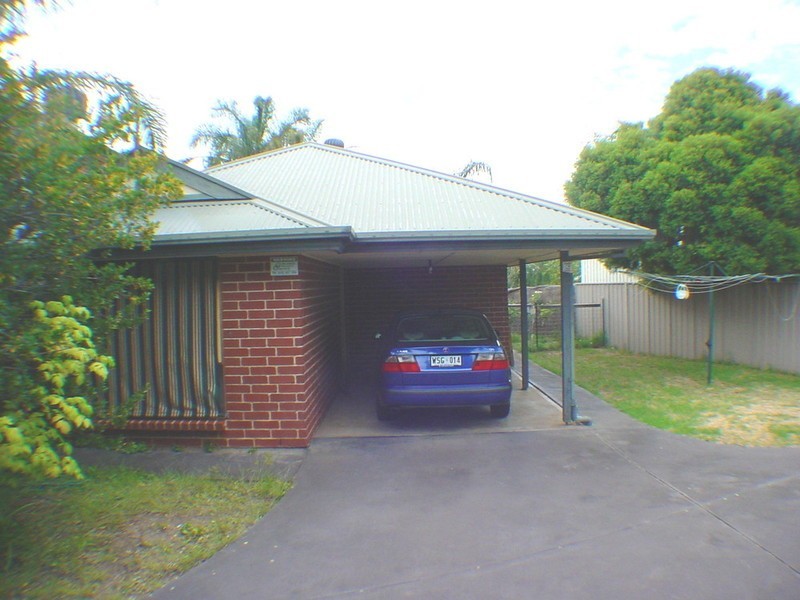 32 Burley Griffin Boulevard, Brompton SA 5007