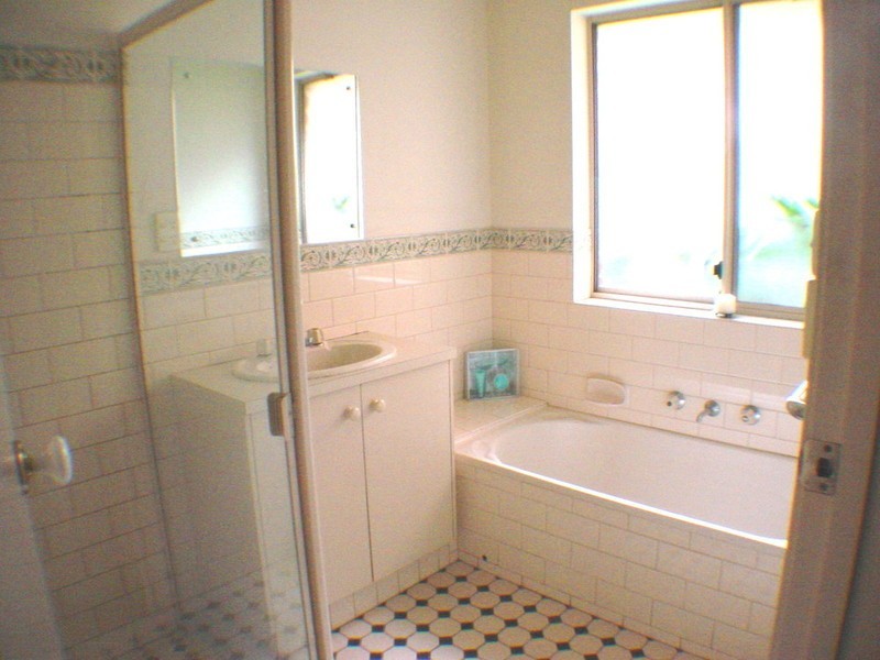 32 Burley Griffin Boulevard, Brompton SA 5007