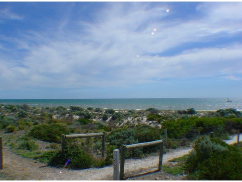 78 Seaview Road, Tennyson SA 5022