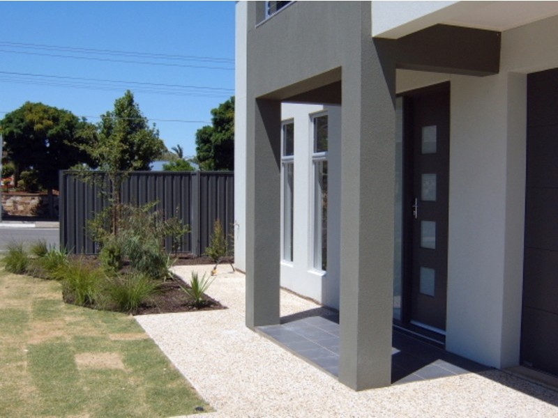 1/1A  &  2/1A Montrose Avenue, Seaton SA 5023