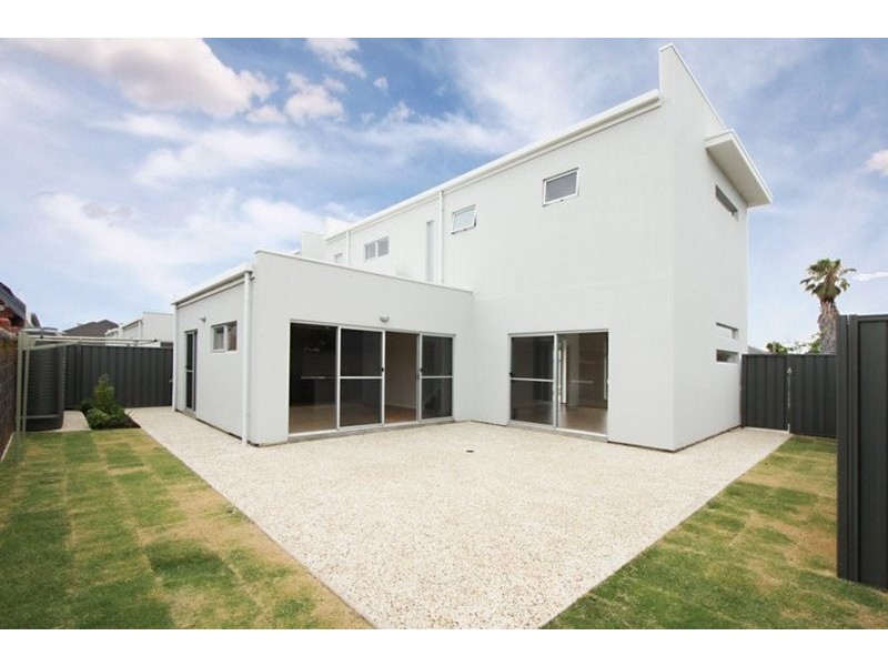 1/1A  &  2/1A Montrose Avenue, Seaton SA 5023