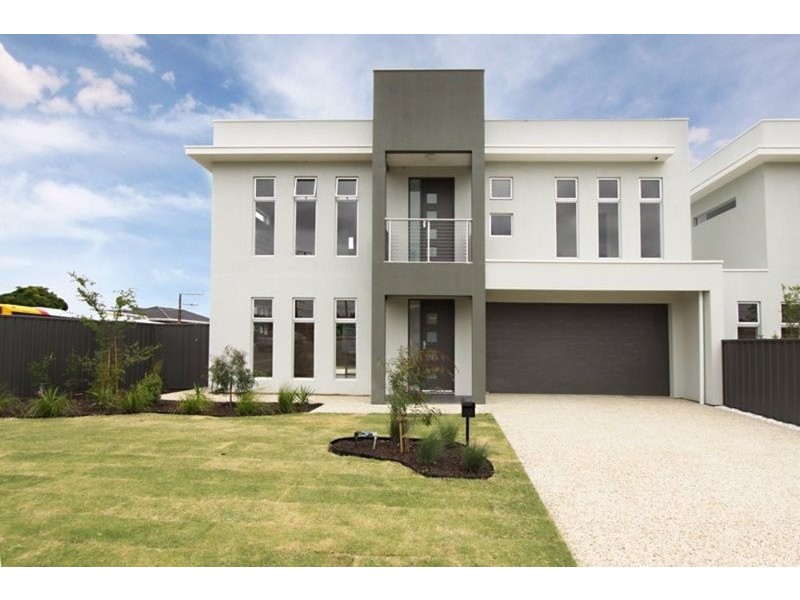 1/1A  &  2/1A Montrose Avenue, Seaton SA 5023