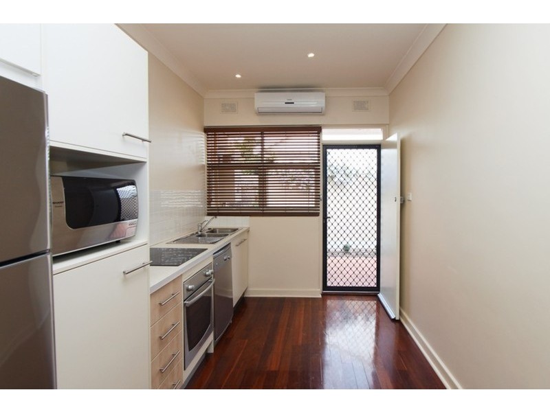 2/80 Henley Beach Road, Henley Beach SA 5022