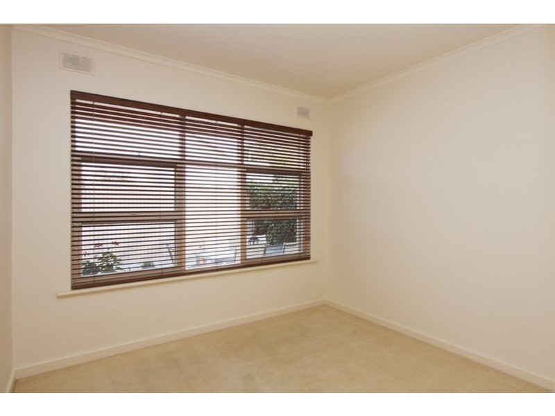 2/80 Henley Beach Road, Henley Beach SA 5022