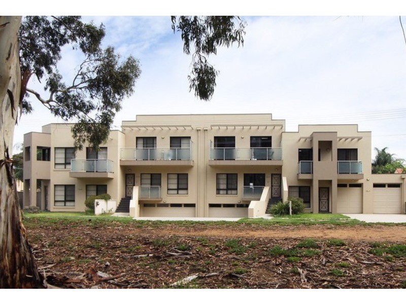 2/12A Mountbatten Terrace, Flinders Park SA 5025