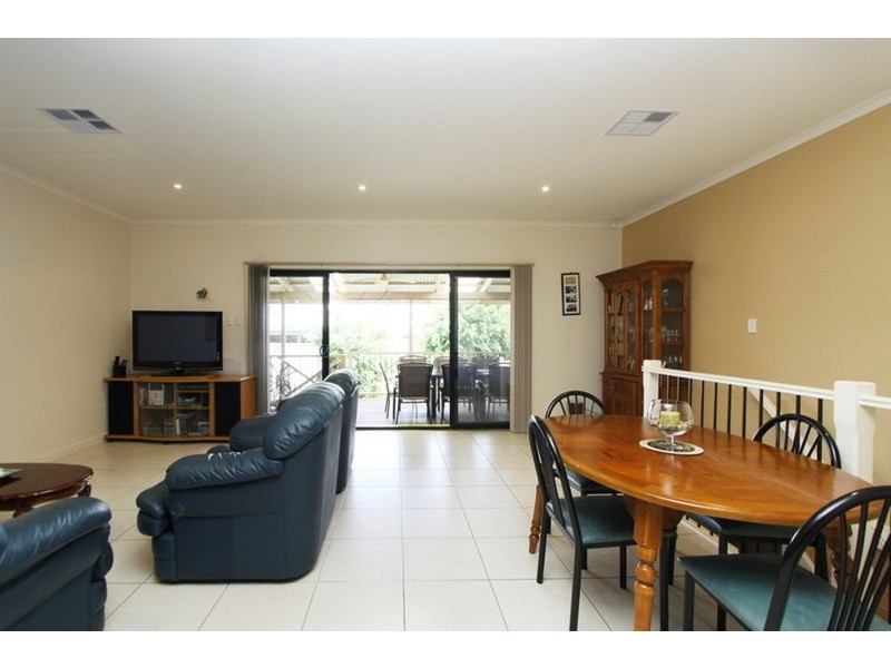2/12A Mountbatten Terrace, Flinders Park SA 5025