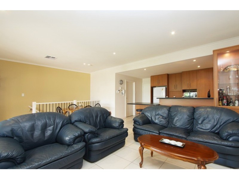 2/12A Mountbatten Terrace, Flinders Park SA 5025