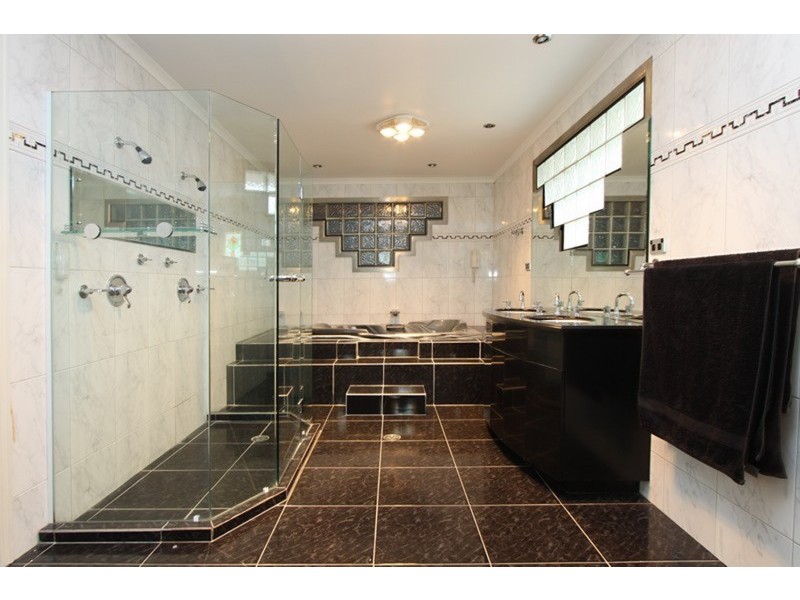 9 Kopurlo Avenue, Brooklyn Park SA 5032