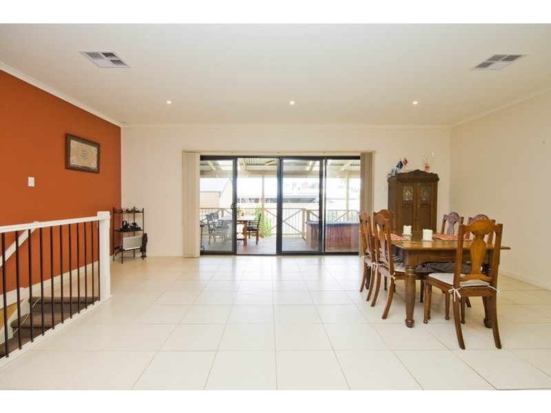 3/12a Mountbatten Terrace, Flinders Park SA 5025