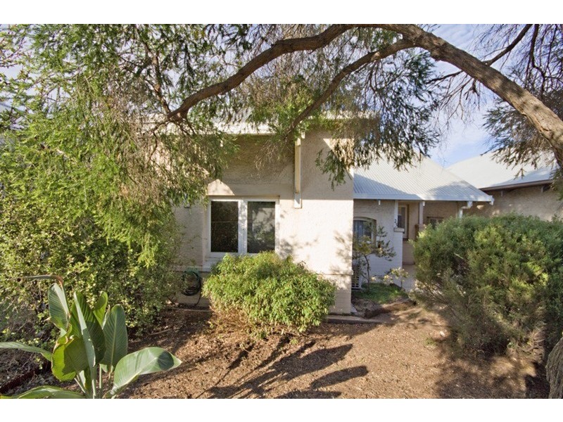 23 Torrens Road, Ovingham SA 5082