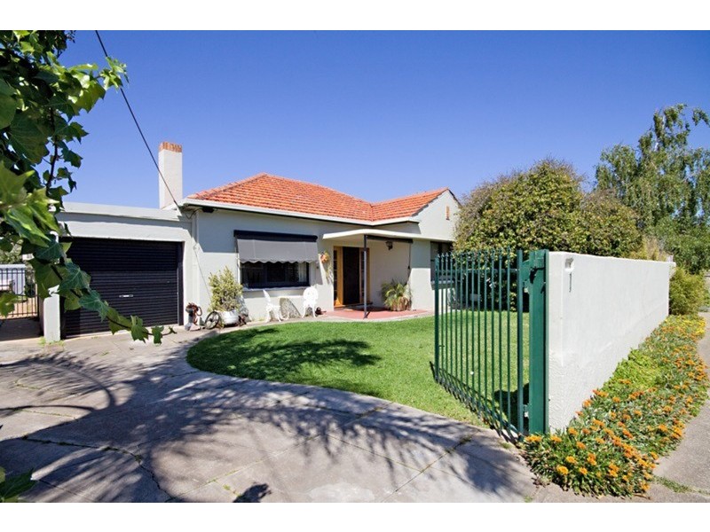 1 Cedar  Avenue, Flinders Park SA 5025