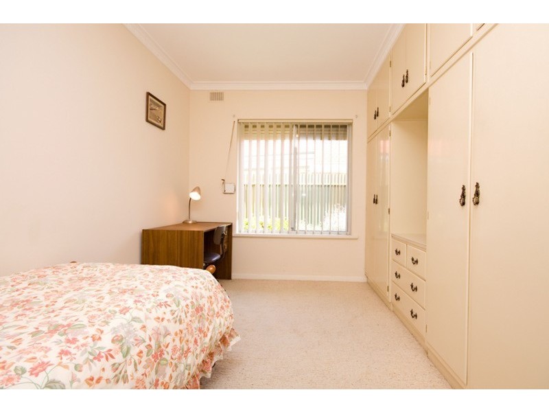 1/22 Hughes  Avenue, Henley Beach SA 5022