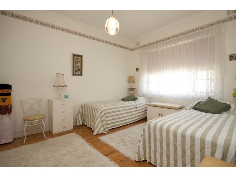 20 Strathfield Terrace, Largs North SA 5016