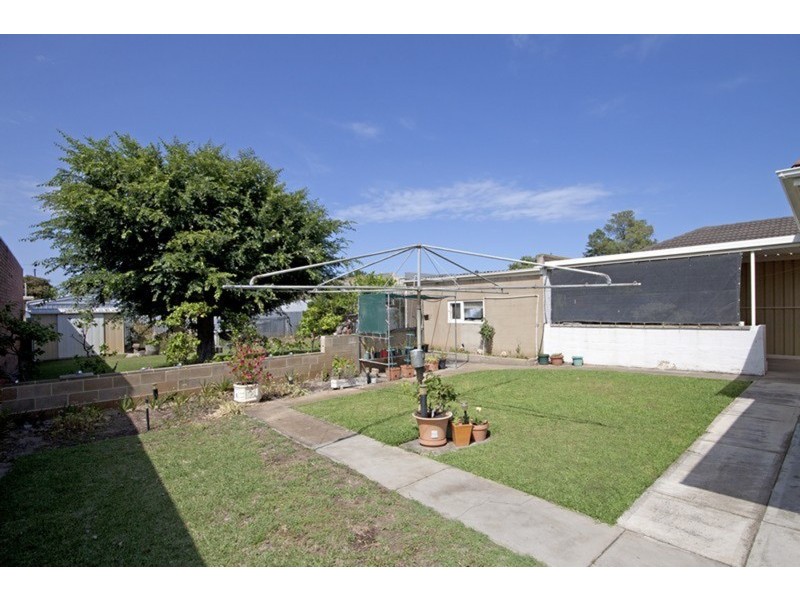 20 Strathfield Terrace, Largs North SA 5016