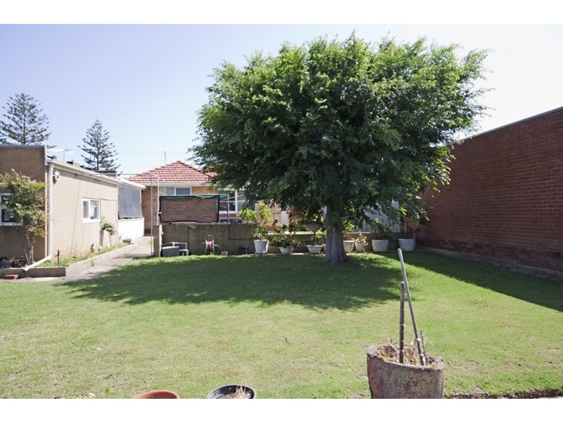 20 Strathfield Terrace, Largs North SA 5016