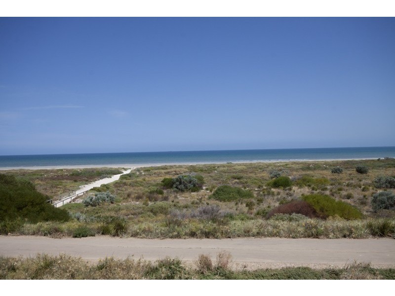 20 Strathfield Terrace, Largs North SA 5016