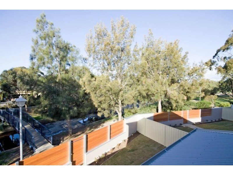 6A McLean Avenue, Grange SA 5022