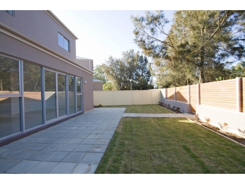 6 McLean Avenue, Grange SA 5022