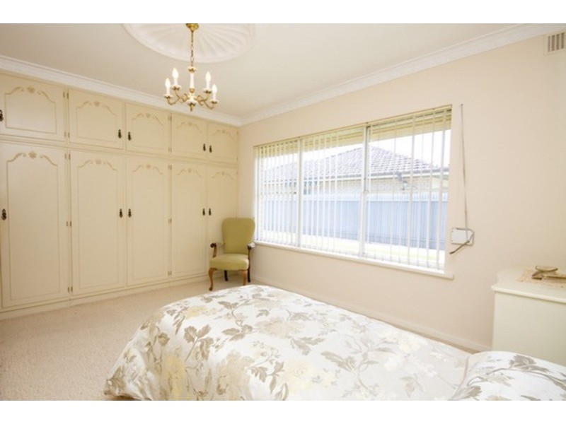 1/22 Hughs Street, Henley Beach SA 5022