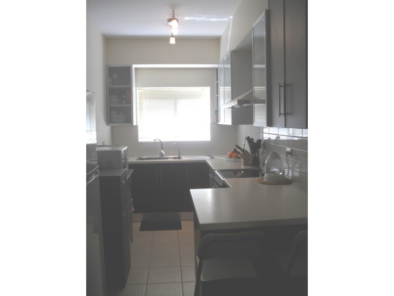 2/8 Renwick Street, West Beach SA 5024