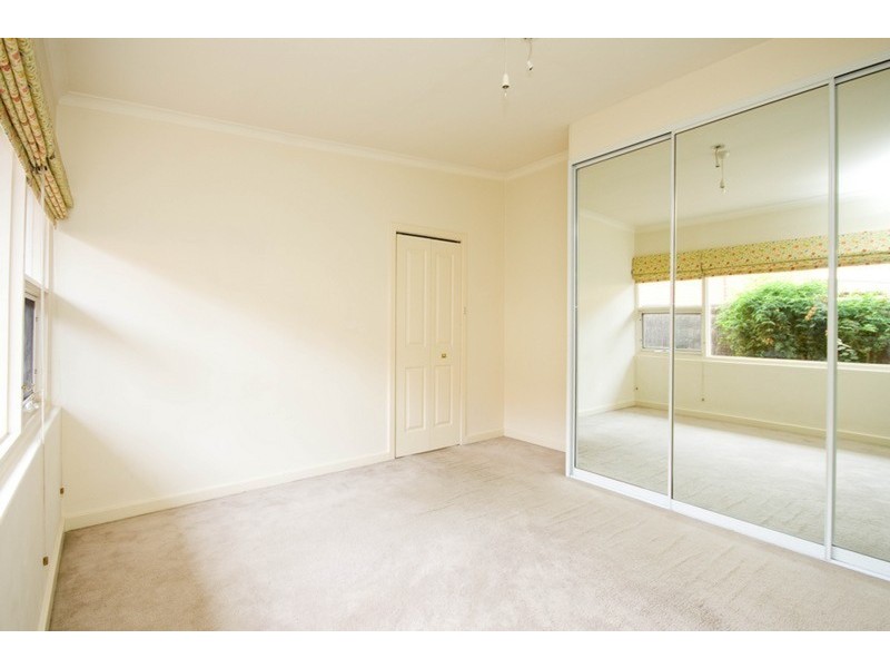 2/14 Beck Street, Henley Beach SA 5022