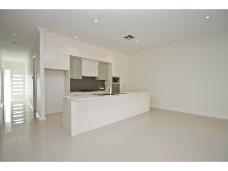 6A McLean Avenue, Grange SA 5022