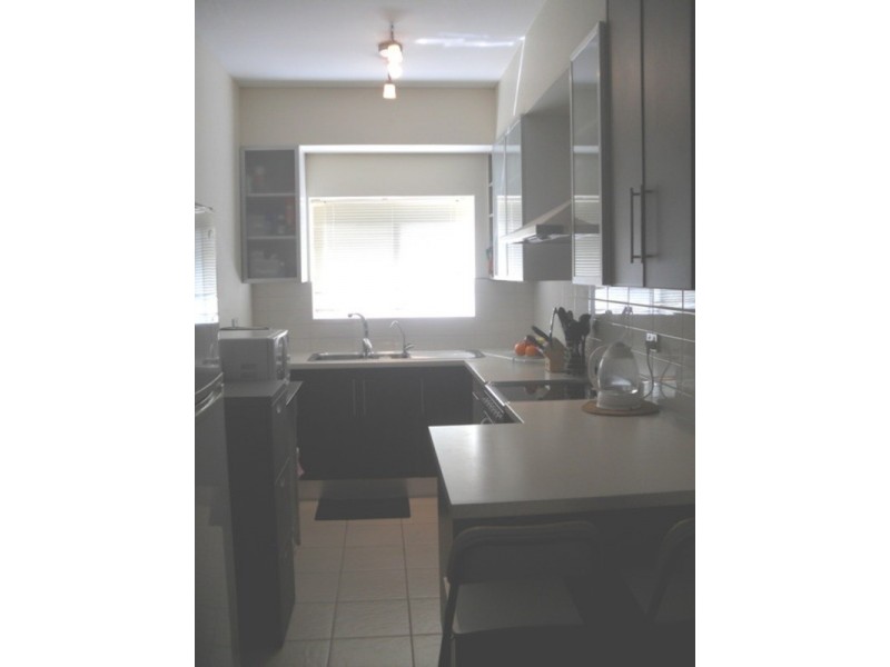 2/8 Renwick Street, West Beach SA 5024