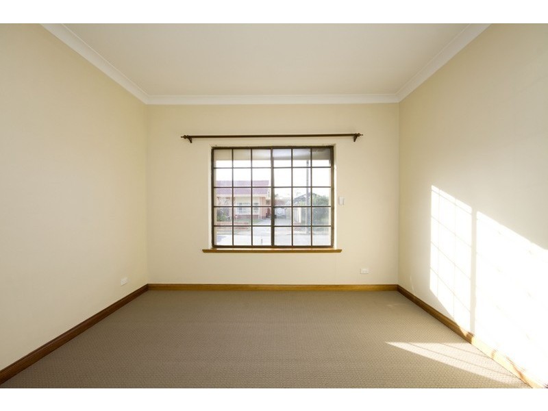 1/18 Elizabeth Street, Rosewater SA 5013