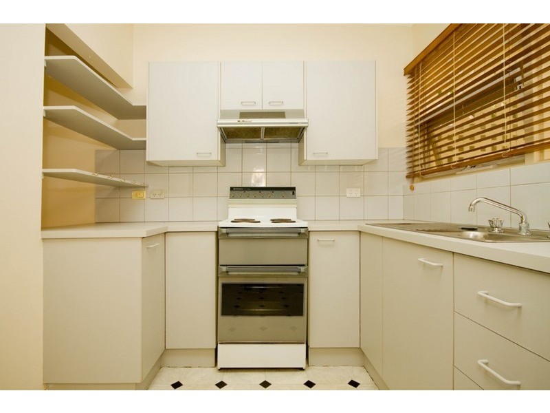 2/14 Beck Street, Henley Beach SA 5022