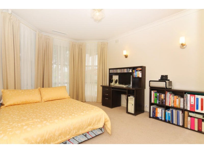 6 Madeline Crescent, Fulham Gardens SA 5024