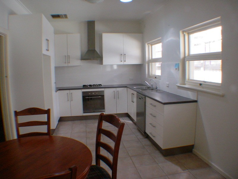 1 Sharpie  Crescent, Grange SA 5022