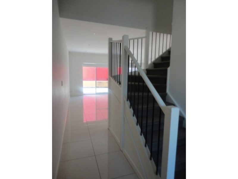 17/2a First  Street, Brompton SA 5007