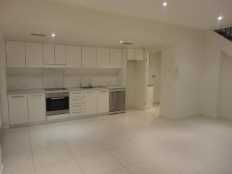 17/2a First  Street, Brompton SA 5007