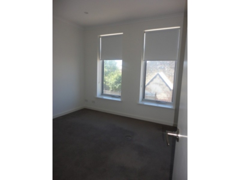 17/2a First  Street, Brompton SA 5007