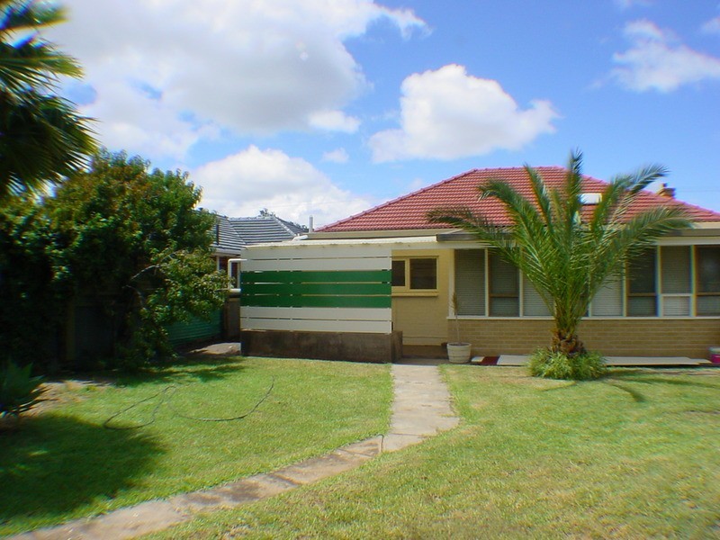 23 Swan Street, Grange SA 5022
