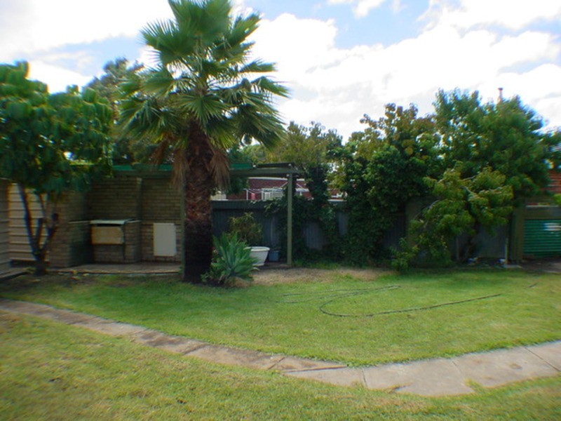23 Swan Street, Grange SA 5022