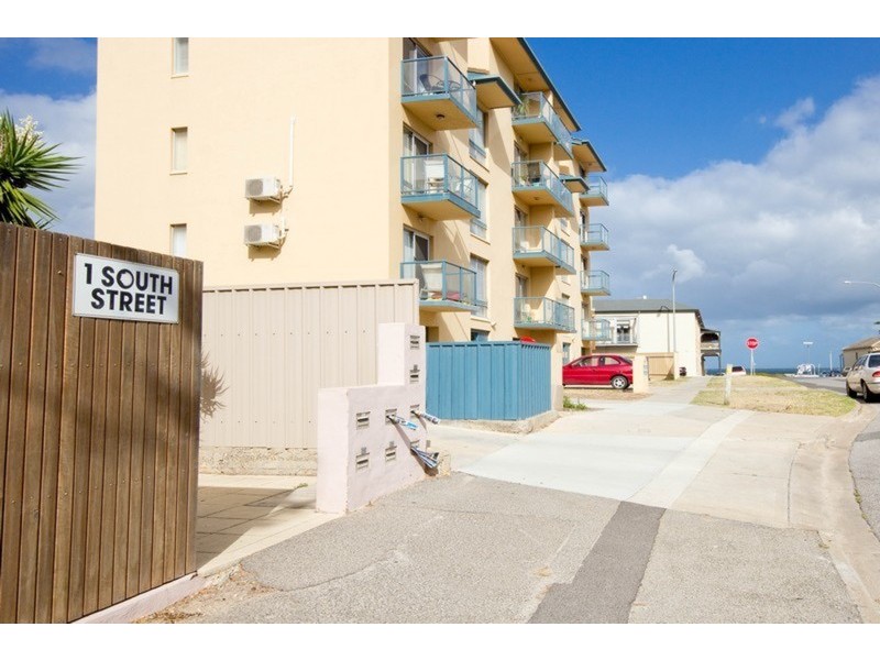 1/1 South Street, Henley Beach SA 5022