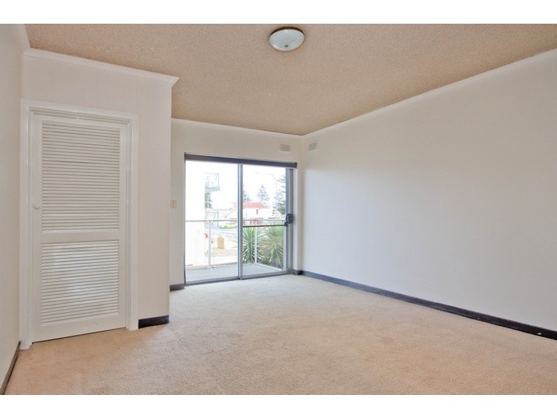 1/1 South Street, Henley Beach SA 5022